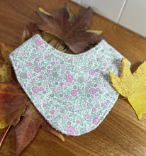 Load image into Gallery viewer, Bibs